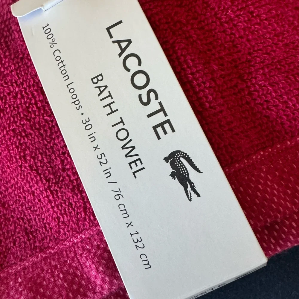 LACOSTE “his & hers” towel set! 💙🐊🩷100% cotton, beautiful colors, see photos: